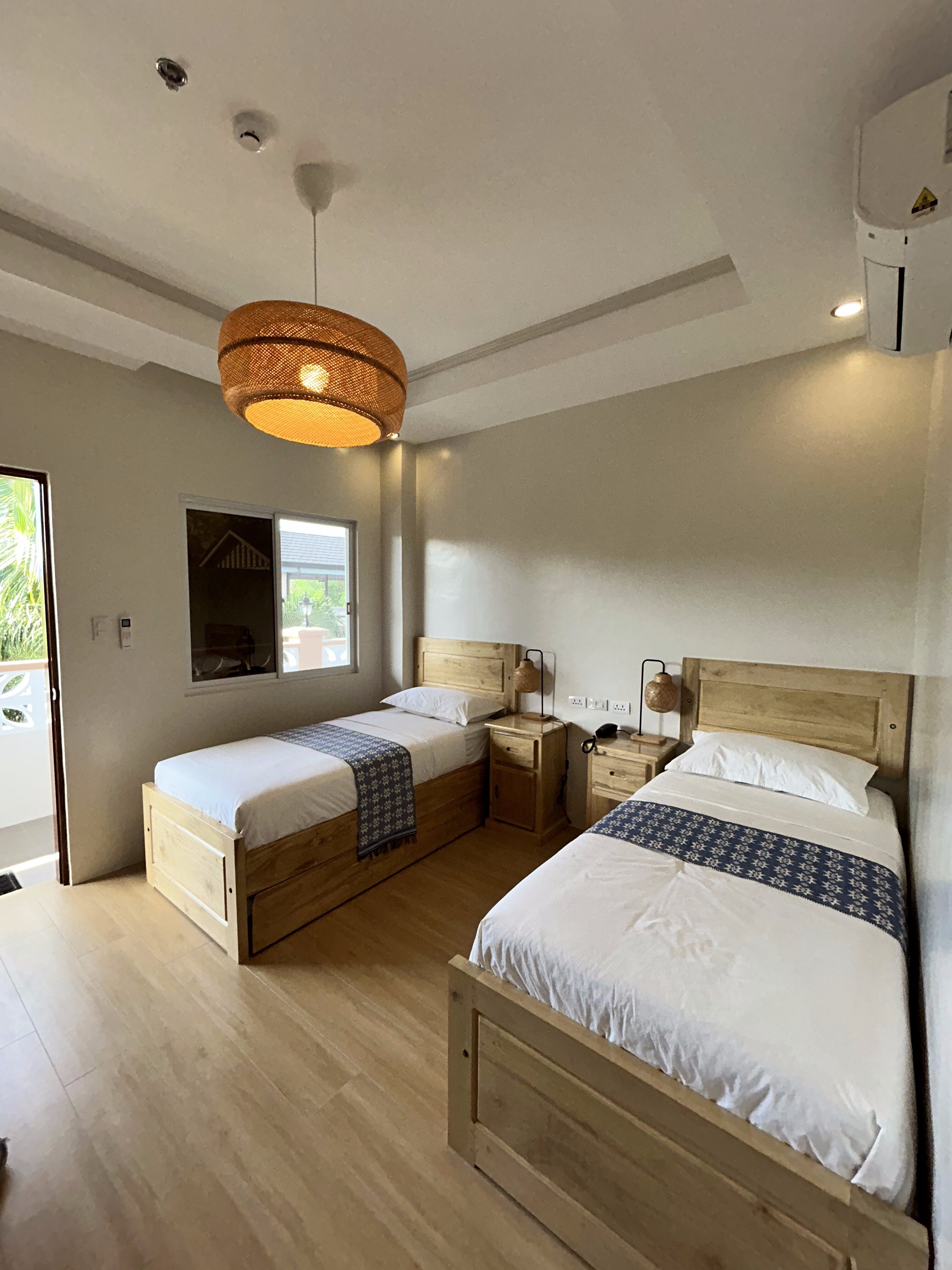 Copy of Copy of 785B1E51-0C91-4198-B7F1-3F3848DE8EB3